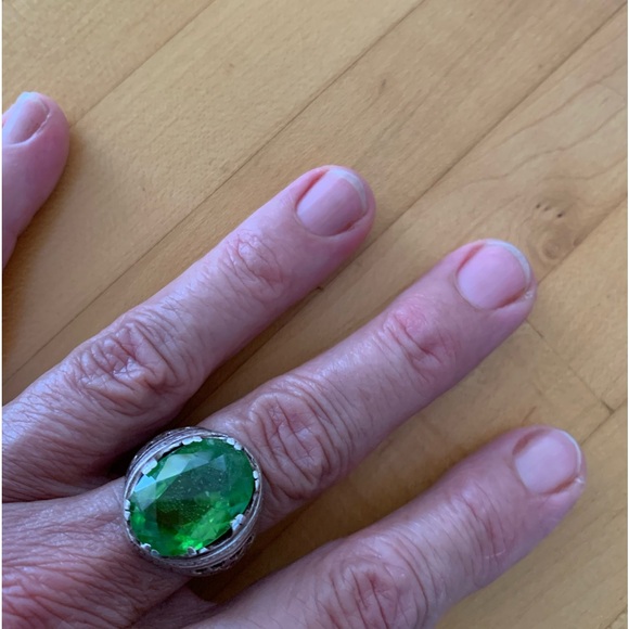 PERIDOT ring - Picture 10 of 10